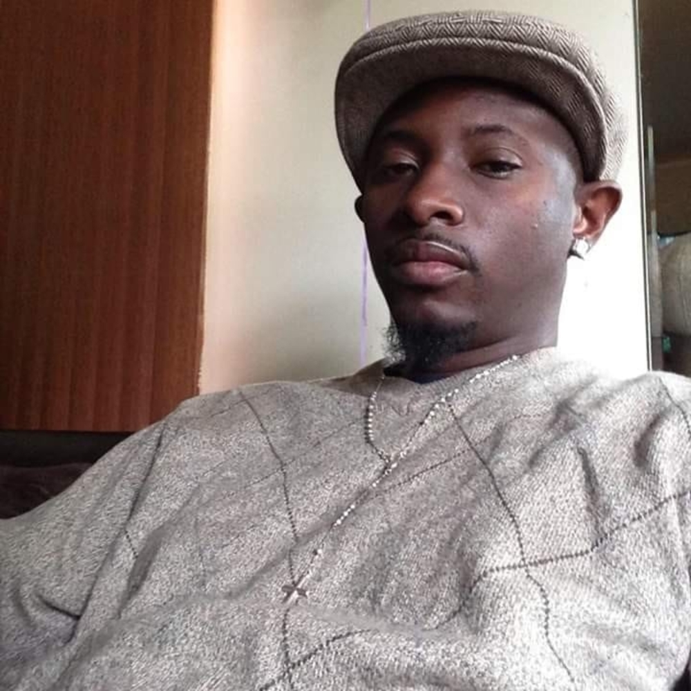 Meet your Posher, Dontae